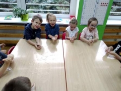 Doświadczenia z lodem - Smerfy