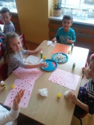 DZIEŃ KOTA U KRASNOLUDKÓW_2