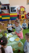 Jesienią sady się rumienią