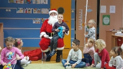 MIKOŁAJ U SMERFÓW