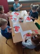 „Motylki” dziękują Strażakom za ich pracę