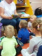 Piątkowe poczytanki u Pszczółek_2