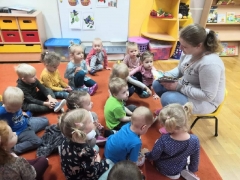 Pszczółki w świecie literatury_1