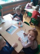 Realizacja programu #DzieciUcząRodziców u Motylków- kosmos_1