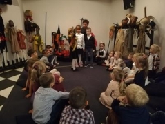 TEATR LALEK WE WROCŁAWIU- GUMISIE_1