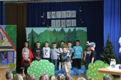 TEATRZYK CZERWONY KAPTUREK I LAS_2