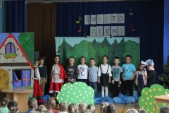 TEATRZYK CZERWONY KAPTUREK I LAS_5