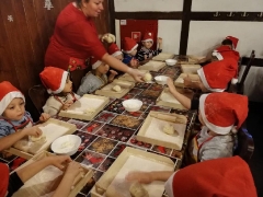 WARSZTATY BOŻONARODZENIOWE W OSTASZOWIE SMERFY I KRASNALE_7