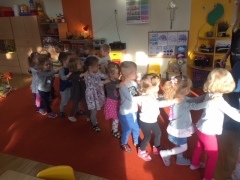 Z książką na start -Pszczółki 