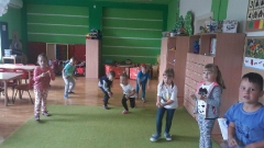 ZABAWY ADAPTACYJNE W GRUPIE SMERFY_4