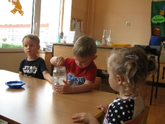 ZABAWY BADAWCZE Z WODĄ_8
