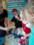 ZABAWY SMAKOWE U MOTYLKÓW_3