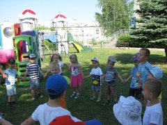 ZABAWY SPORTOWE U BIEDRONEK_2