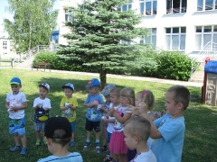 ZABAWY SPORTOWE U BIEDRONEK_7