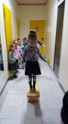 ZABAWY TROPIĄCE U  KRASNOLUDKÓW_12