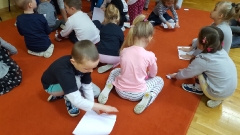 ZABAWY TROPIĄCE U  KRASNOLUDKÓW_14