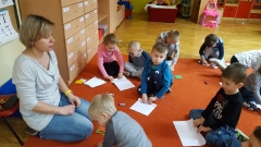 ZABAWY TROPIĄCE U  KRASNOLUDKÓW_16
