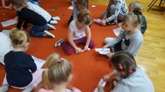 ZABAWY TROPIĄCE U  KRASNOLUDKÓW_5
