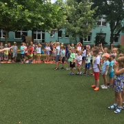 ZAWODY SPORTOWE KRASNALE SMERFY I GUMISIE_24